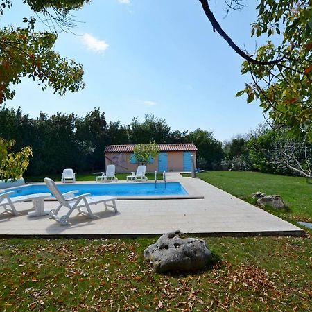 Villa Di Te Nema Pula Exterior photo